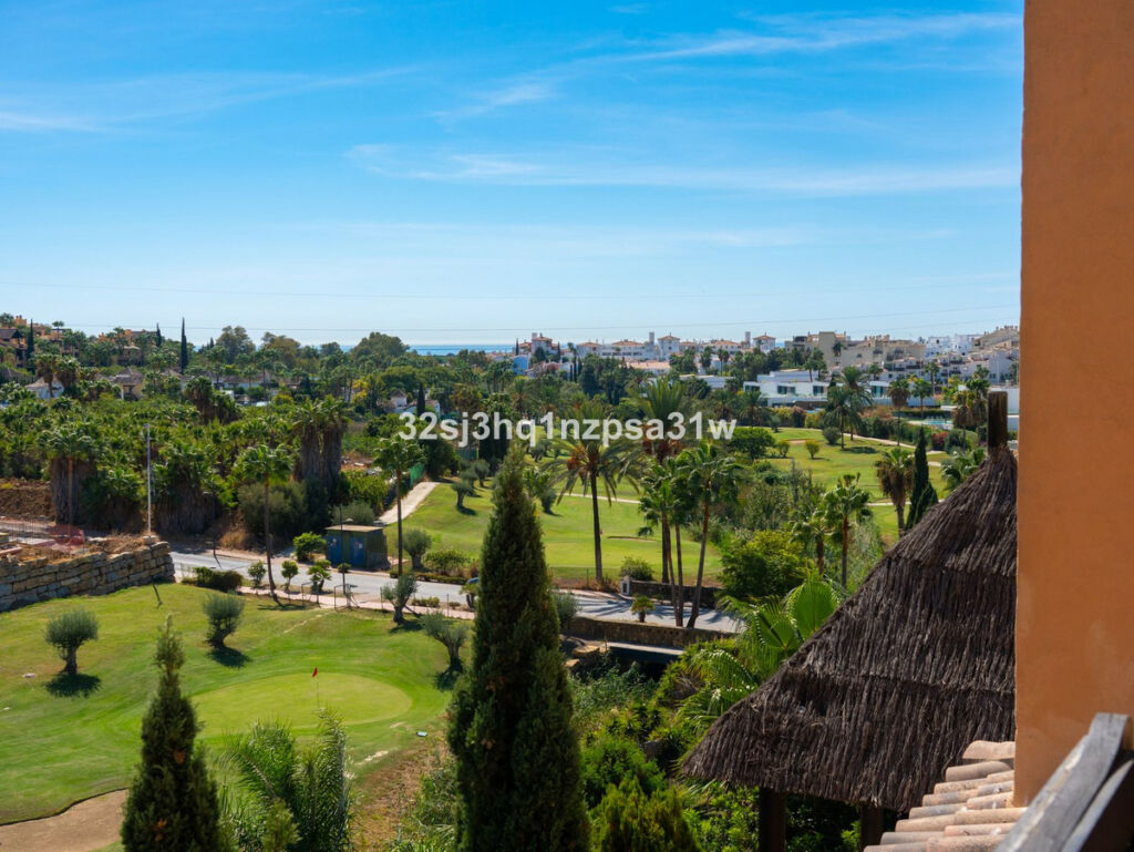 Penthouse Duplex New Golden Mile Málaga - image 3
