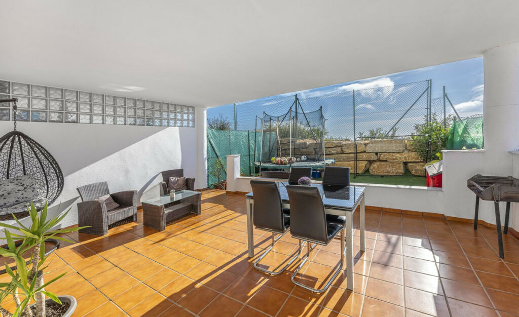 Ground Floor Apartment Casares Playa Málaga - image 3