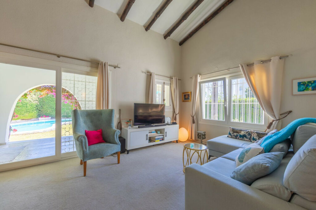 Detached Villa Guadalmina Alta Málaga - image 3