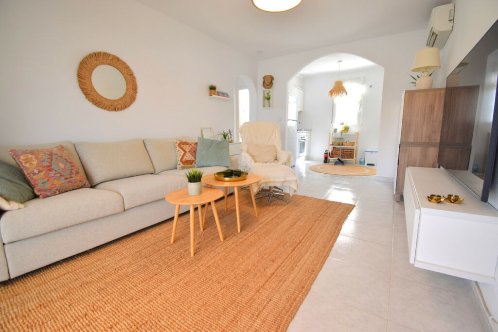 Ground Floor Apartment La Florida Alicante - image 3
