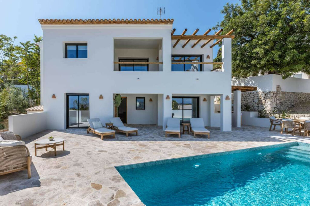 Detached Villa Javea Alicante - image 3