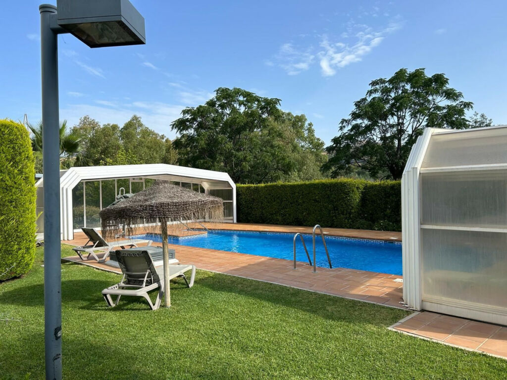 Ground Floor Apartment Elviria Málaga - image 3