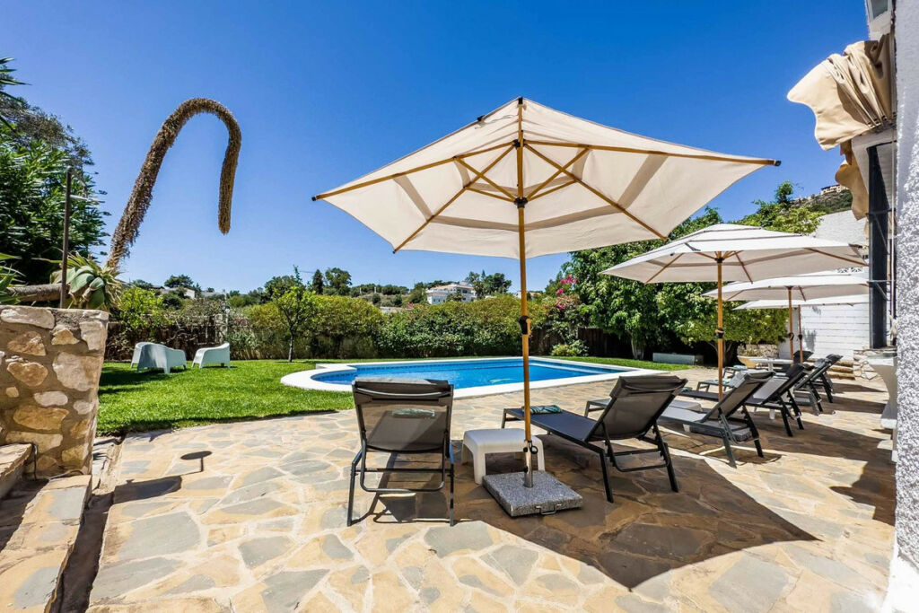 Detached Villa Benalmadena Málaga - image 3