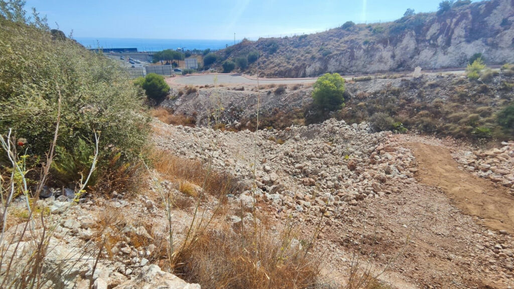 Residential Plot Benalmadena Málaga - image 3