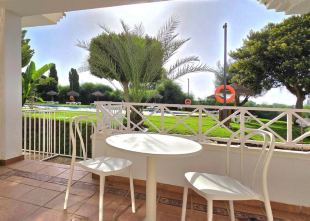 Ground Floor Apartment Marbella Málaga - image 3