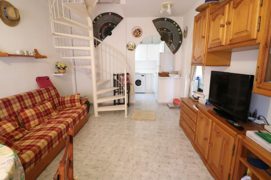 Top Floor Apartment Playa Flamenca Alicante - image 3