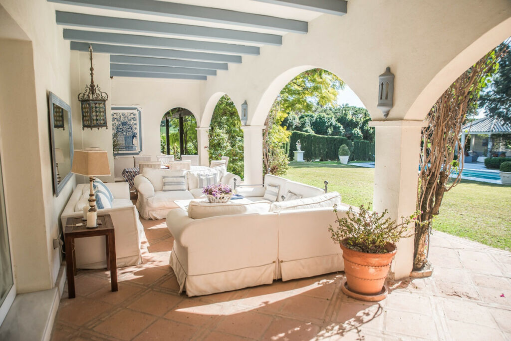 Detached Villa Calahonda Málaga - image 3
