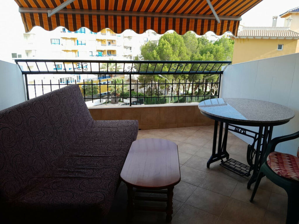 Middle Floor Apartment Campoamor Alicante - image 3