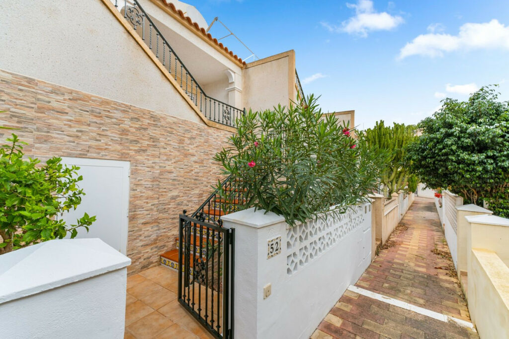Bungalow Villamartin Alicante - image 30