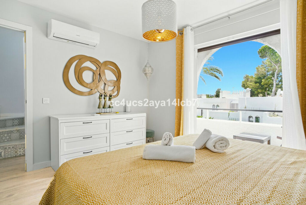 Townhouse Nueva Andalucía Málaga - image 30