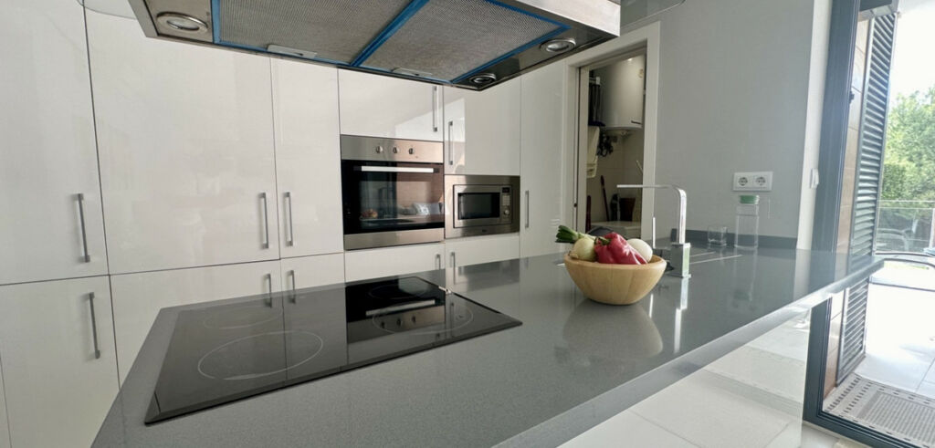Ground Floor Apartment Villamartin Alicante - image 30