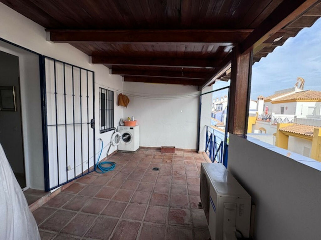 Townhouse San Pedro de Alcántara Málaga - image 30