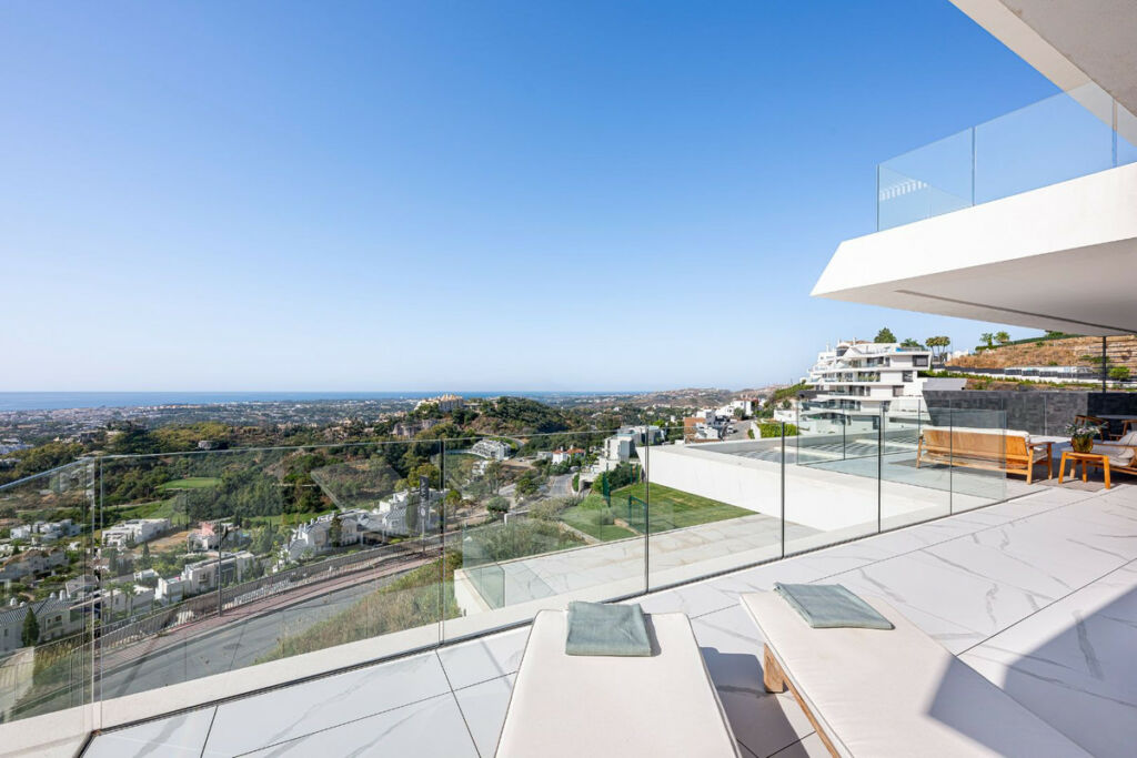 Middle Floor Apartment Benahavís Málaga - image 30
