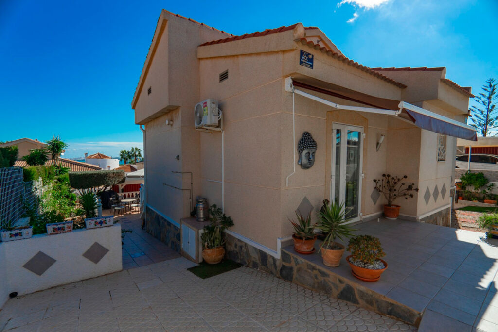 Detached Villa Ciudad Quesada Alicante - image 29