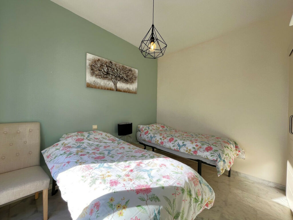 Penthouse Estepona Málaga - image 30