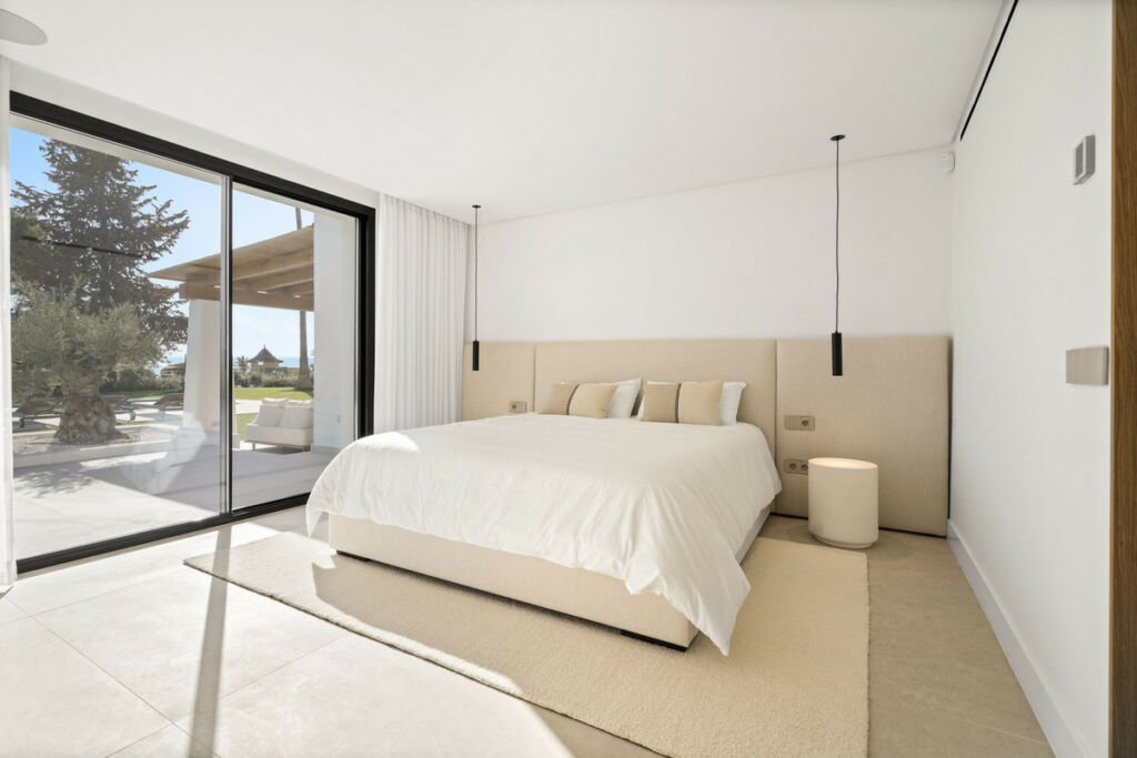 Detached Villa El Rosario Málaga - image 30