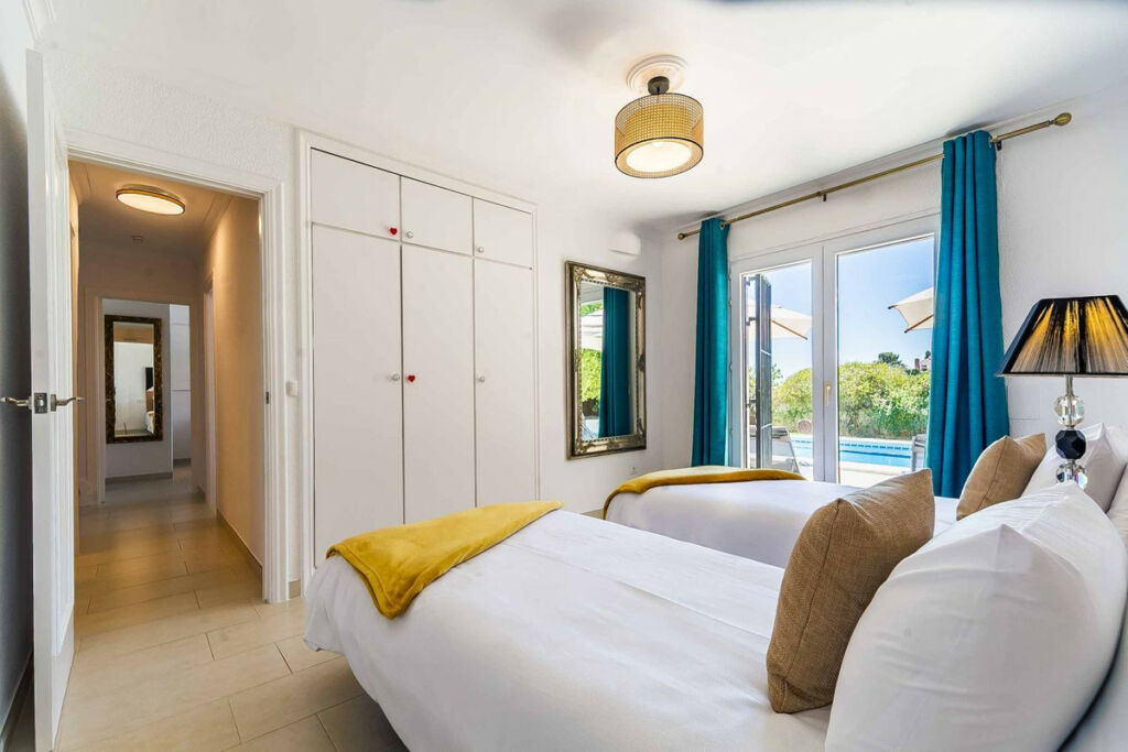 Detached Villa Benalmadena Málaga - image 30