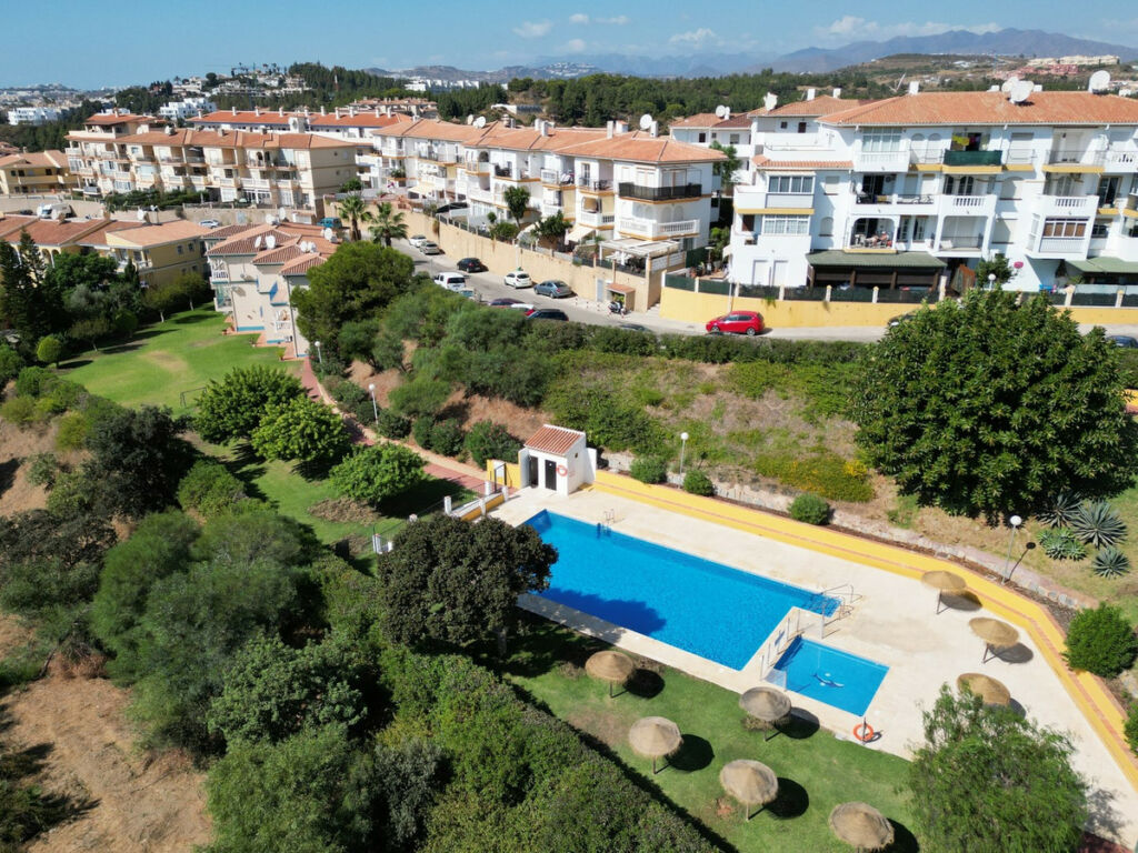 Ground Floor Apartment El Faro Málaga - image 30