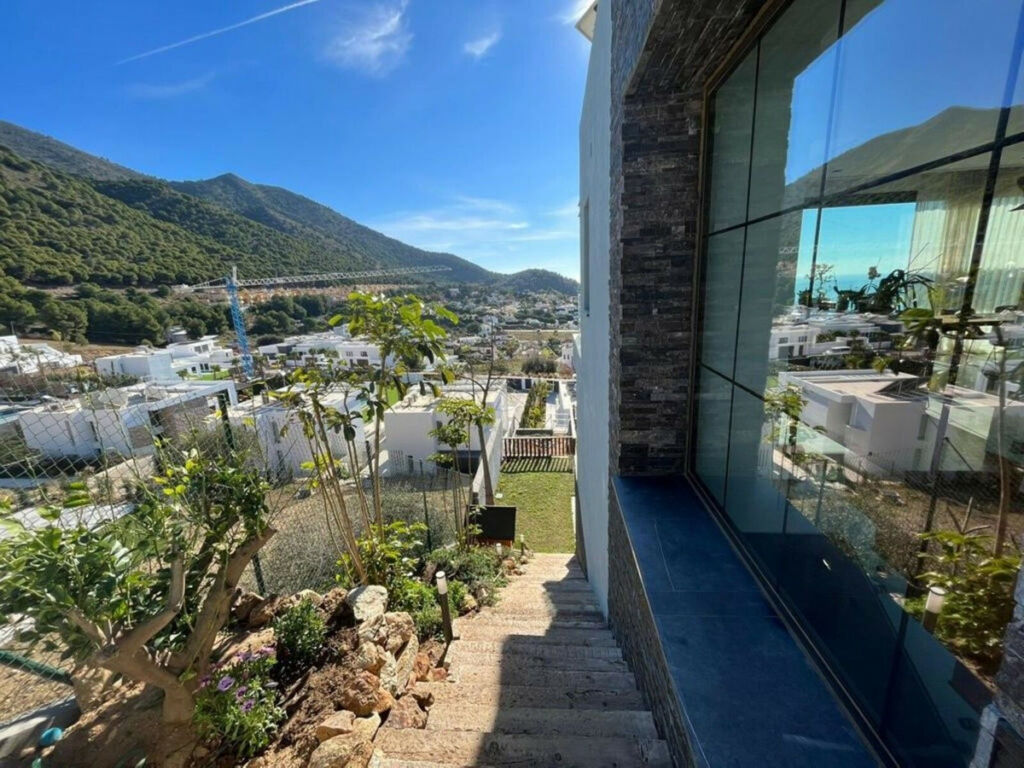 Detached Villa Mijas Málaga - image 28