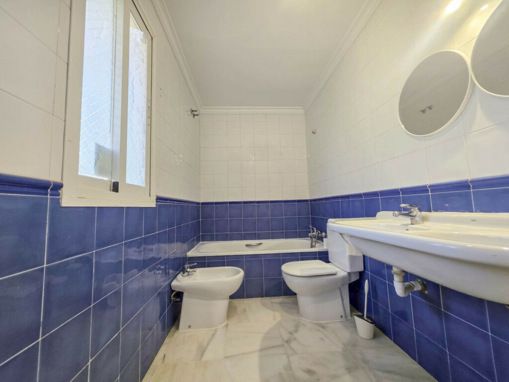 Duplex La Duquesa Málaga - image 30