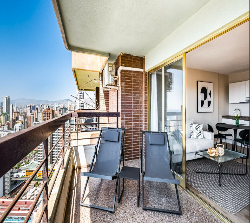 Middle Floor Apartment Benidorm Alicante - image 30