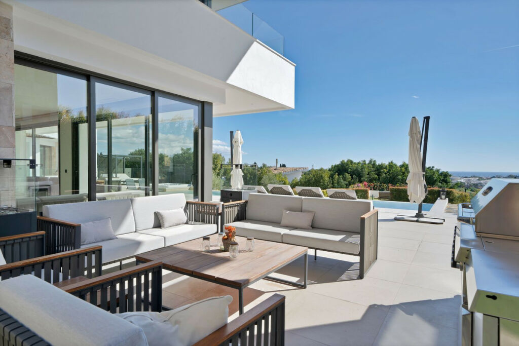 Detached Villa Benahavís Málaga - image 30