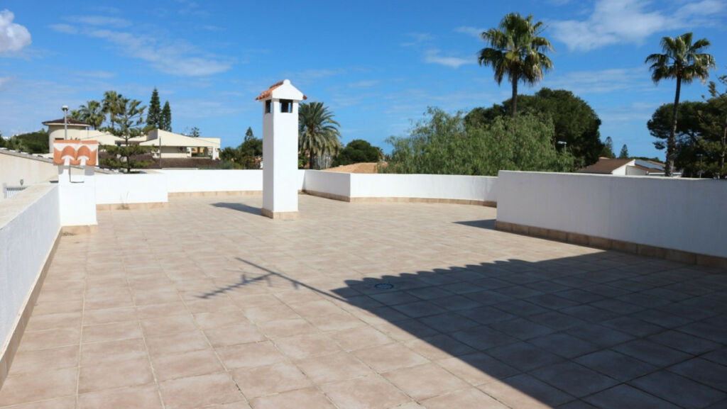 Detached Villa La Zenia Alicante - image 30