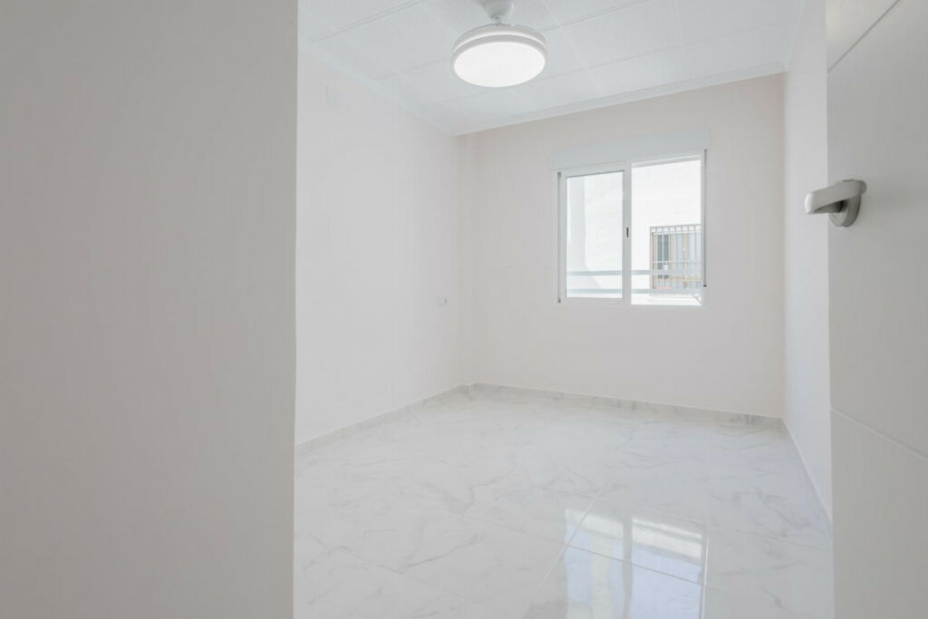 Penthouse Torrevieja Alicante - image 30