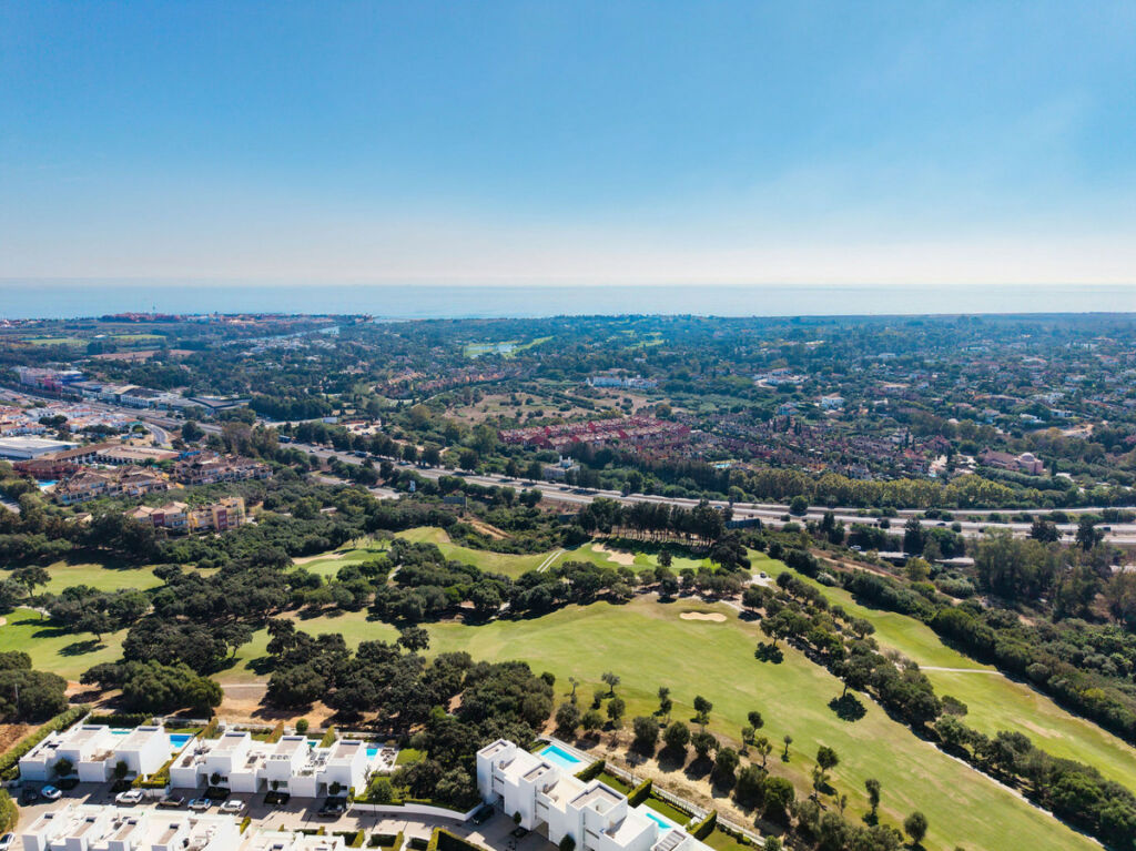 Detached Villa Sotogrande Cádiz - image 30