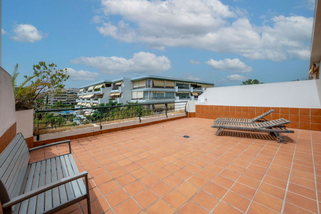 Penthouse Duplex Guadalmina Alta Málaga - image 30