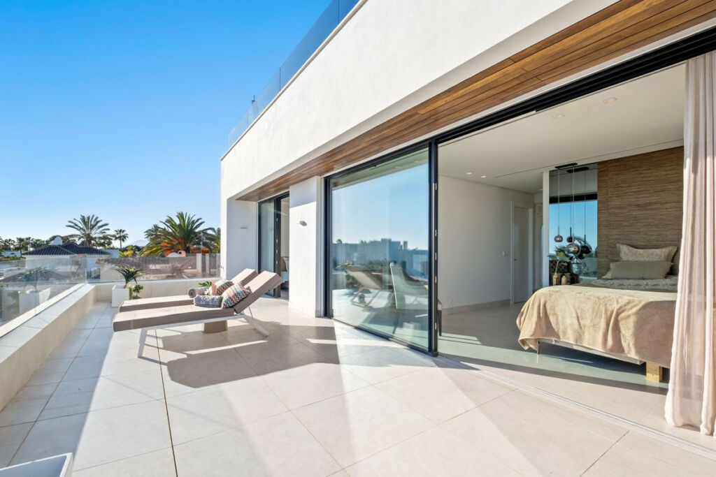 Detached Villa Marbesa Málaga - image 30