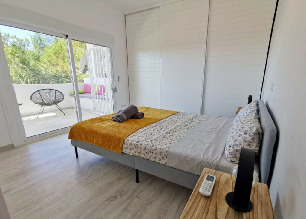 Middle Floor Apartment La Mairena Málaga - image 30