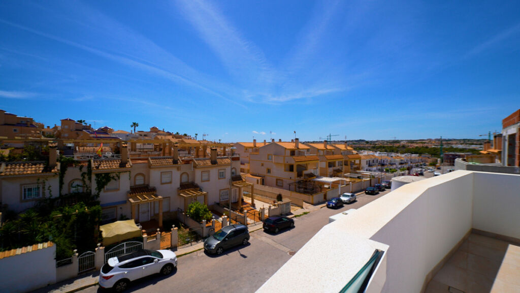 Detached Villa Los Altos Alicante - image 30