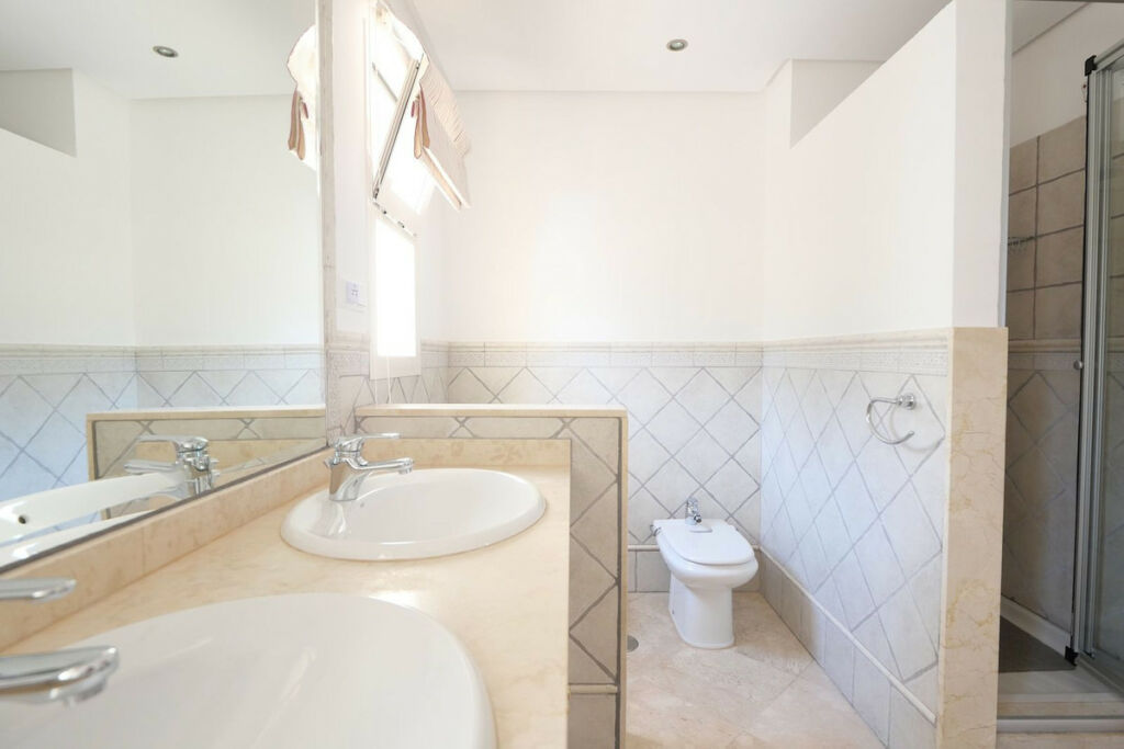 Penthouse La Mairena Málaga - image 30