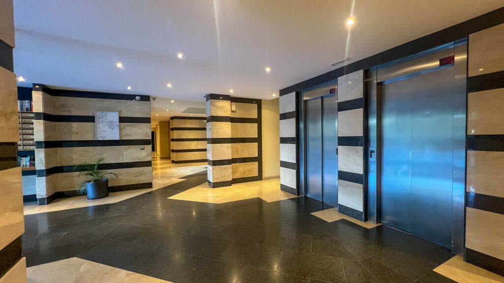Middle Floor Apartment La Duquesa Málaga - image 31