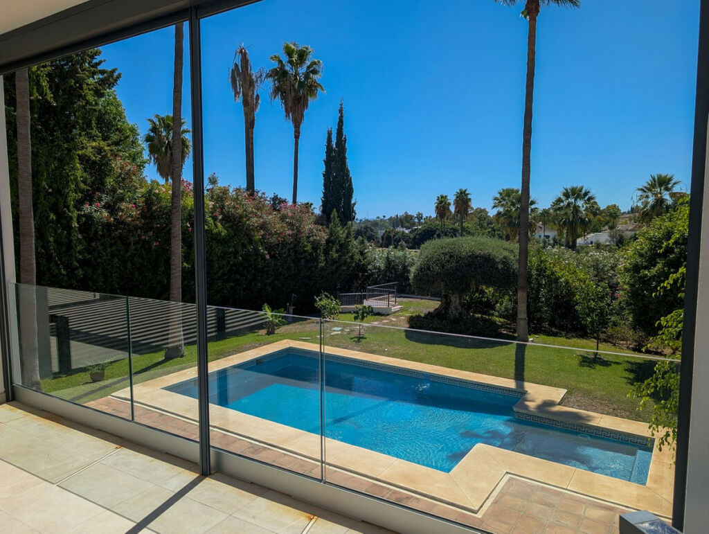 Detached Villa Nueva Andalucía Málaga - zdjęcie 31