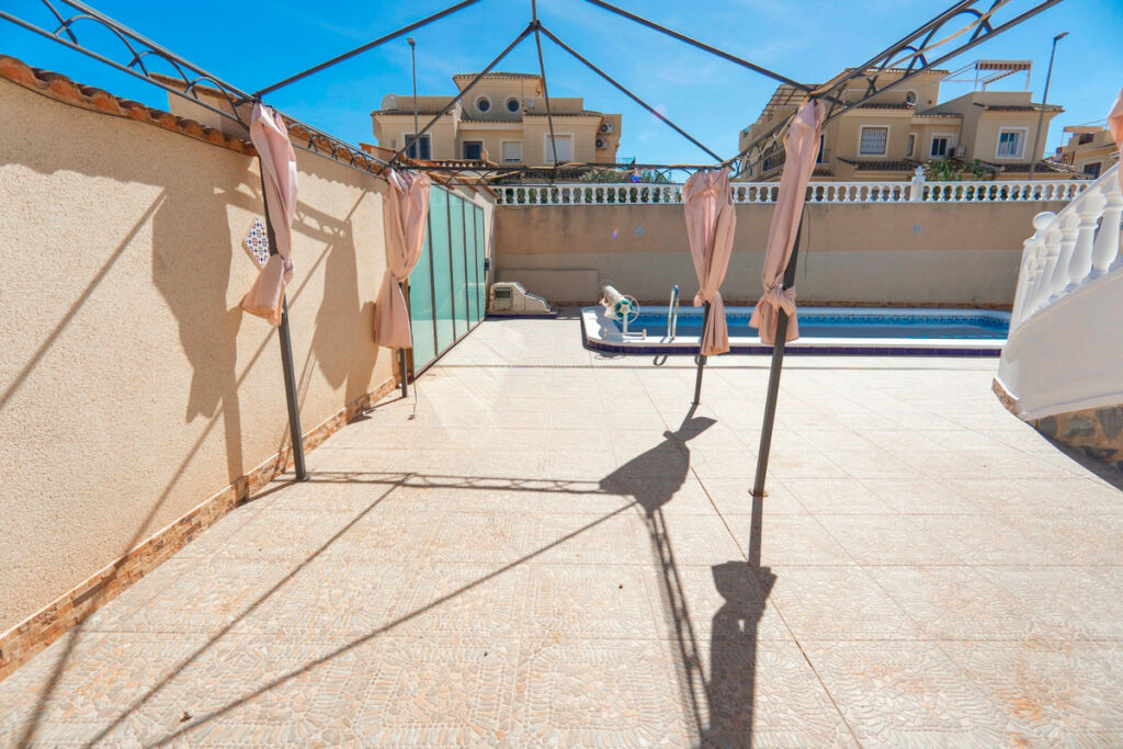 Detached Villa Rojales Alicante - image 31