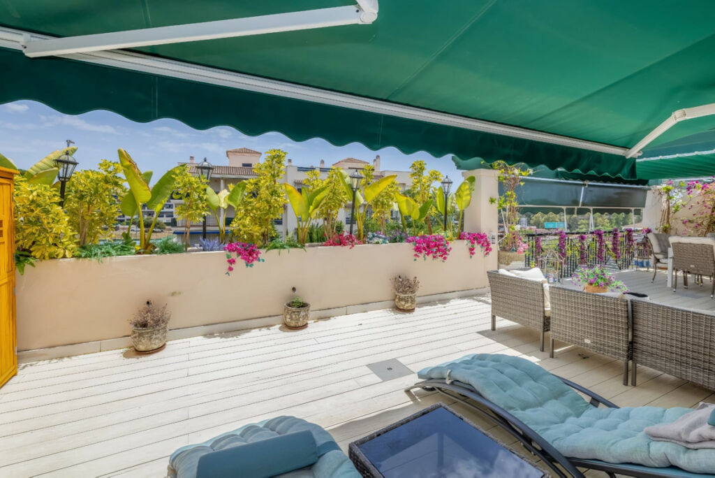 Middle Floor Apartment Nueva Andalucía Málaga - image 31