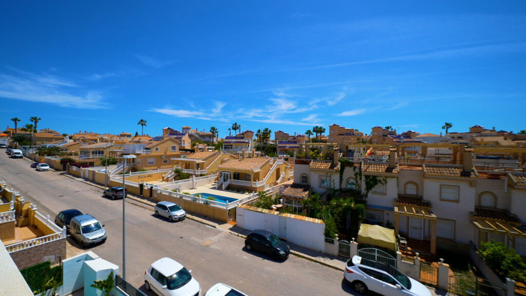 Detached Villa Los Altos Alicante - image 31