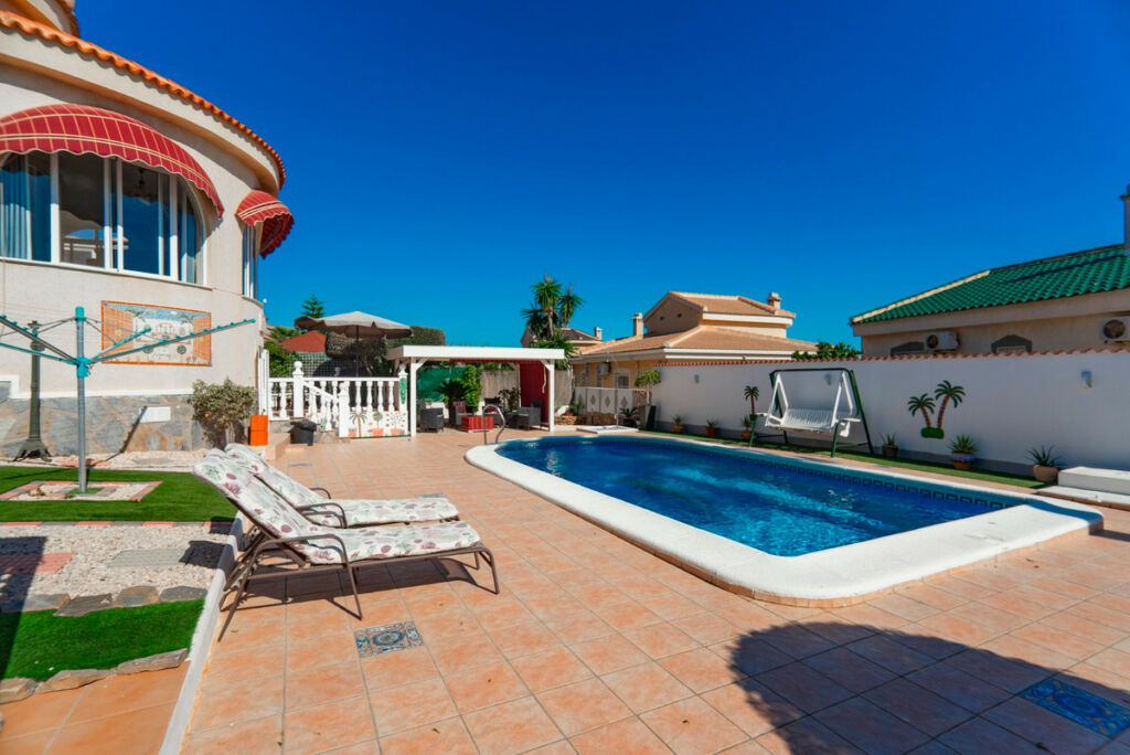Detached Villa Ciudad Quesada Alicante - image 30