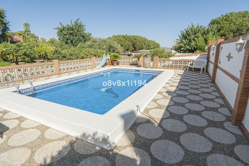 Detached Villa Alhaurín de la Torre Málaga - image 31