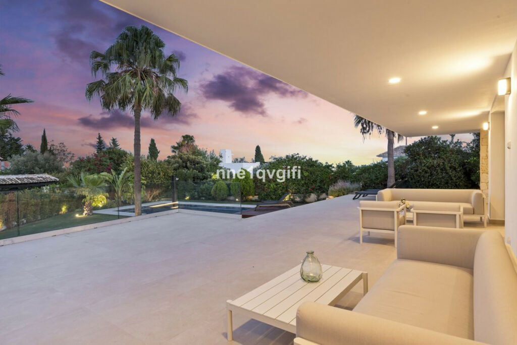 Detached Villa Guadalmina Alta Málaga - image 32