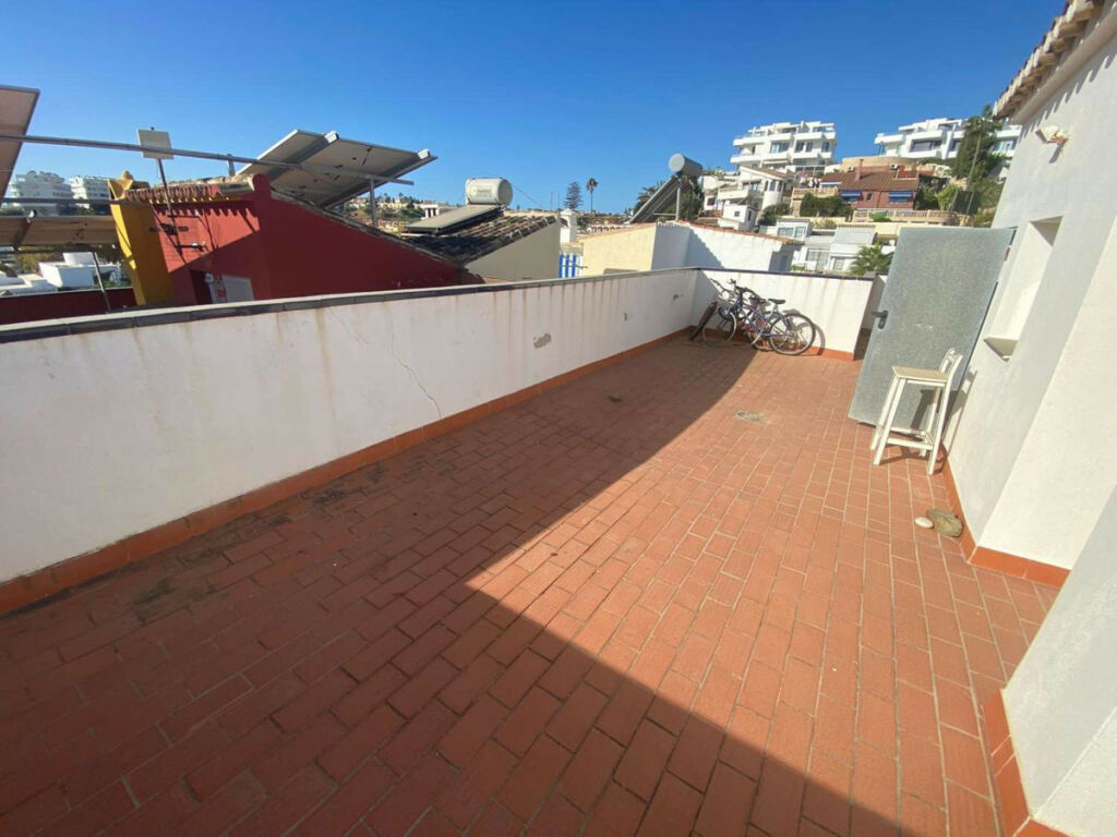 Townhouse Fuengirola Málaga - image 31