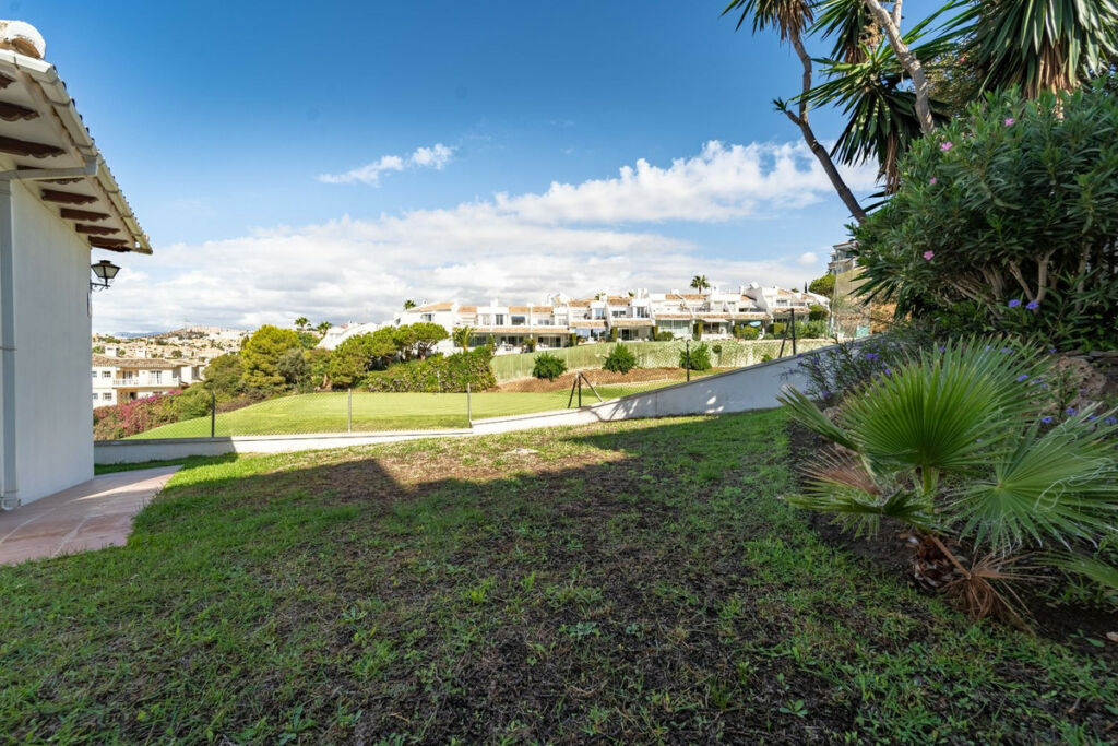 Detached Villa Riviera del Sol Málaga - image 31