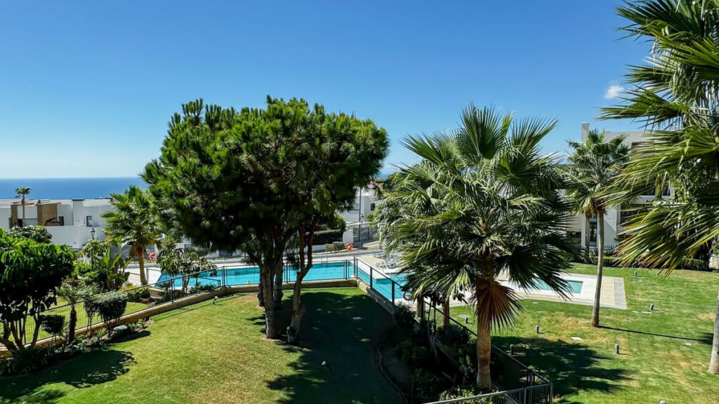 Ground Floor Apartment Cabopino Málaga - image 31