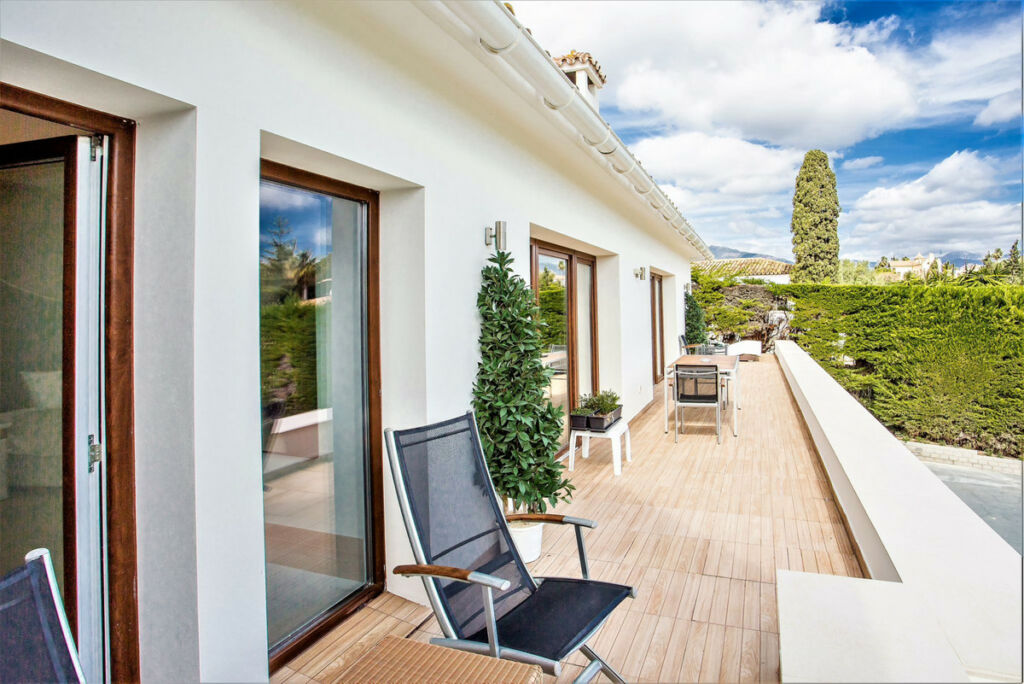 Detached Villa San Pedro de Alcántara Málaga - image 7