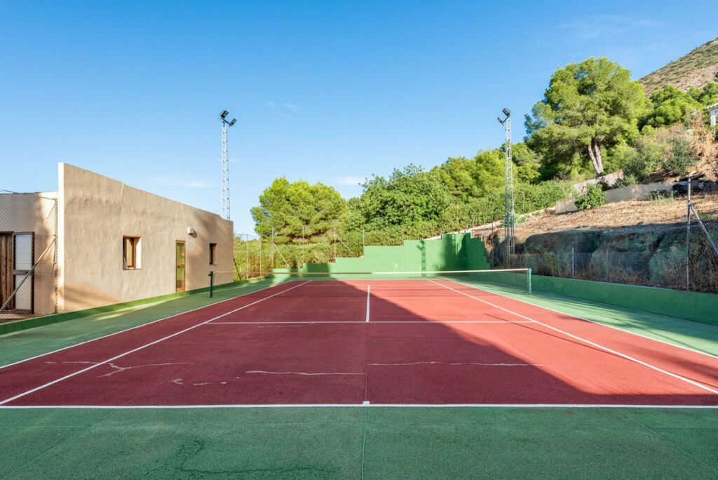 Detached Villa Alhaurín de la Torre Málaga - image 31