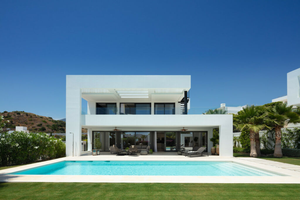 Detached Villa Nueva Andalucía Málaga - image 31
