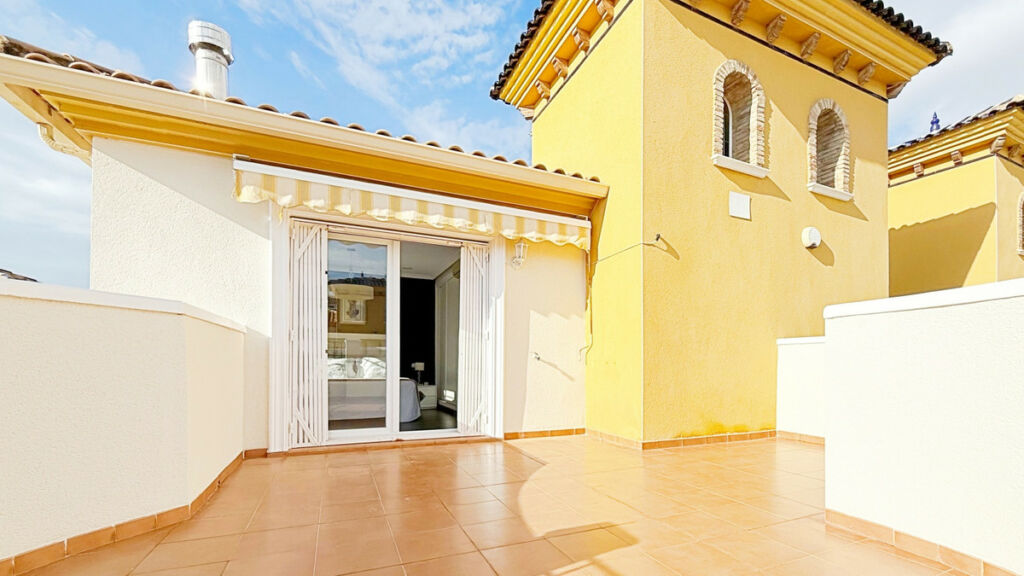 Detached Villa Los Altos Alicante - image 31