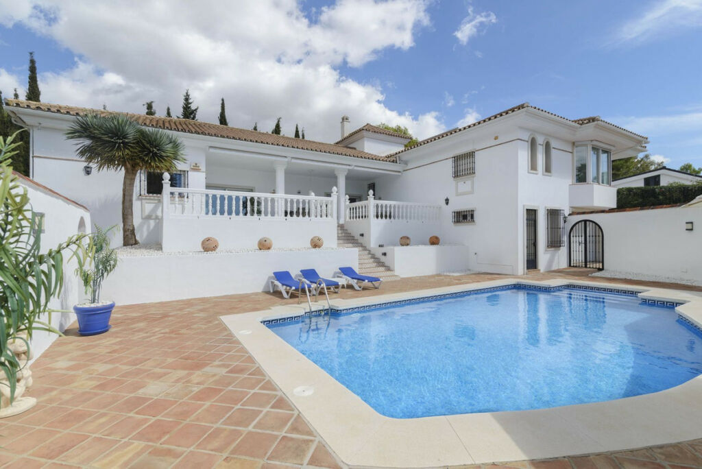 Detached Villa Mijas Málaga - image 32